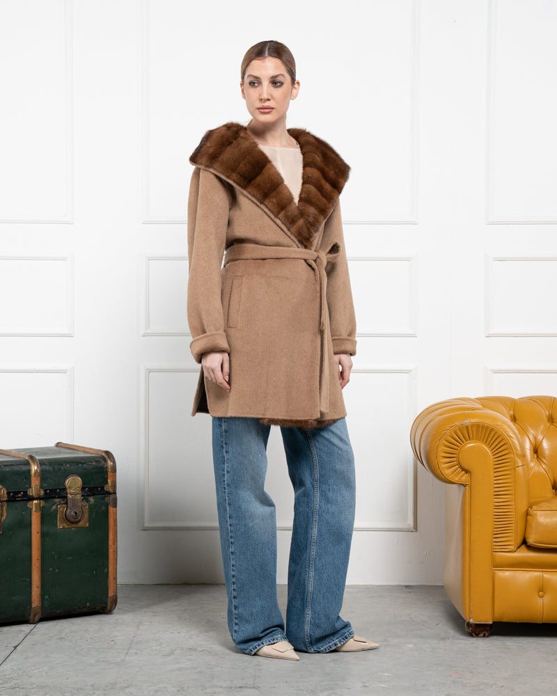 Cappotto in cashmere con visone